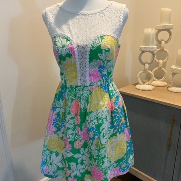 Lilly Pulitzer Dresses & Skirts - Lilly Pulitzer Raegan dress size 0 NWT has pockets